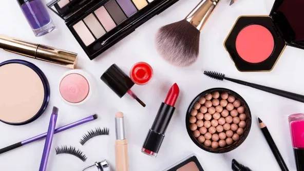 محصولات آرایشی شهرزیبایی گناوه